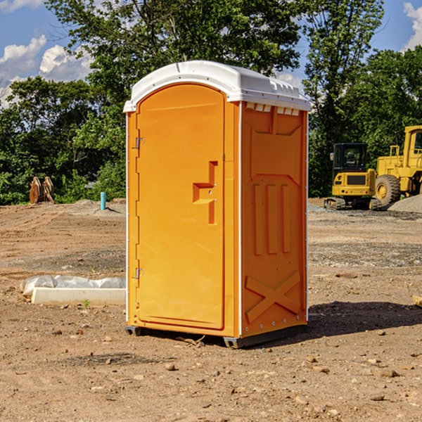 what is the maximum capacity for a single porta potty in Harristown IL